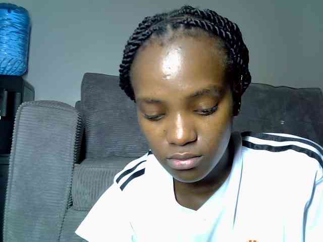 Lynnepretty4 webcam
