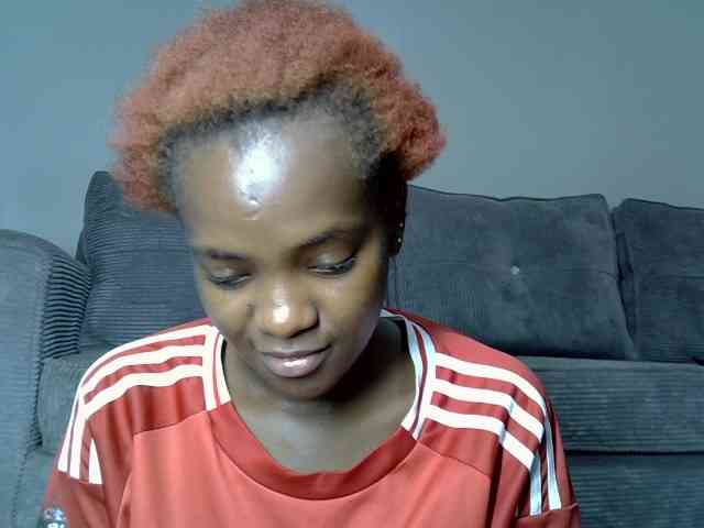 Lynnepretty4 webcam