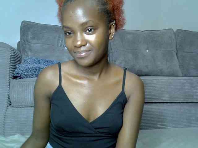 Lynnepretty4 webcam