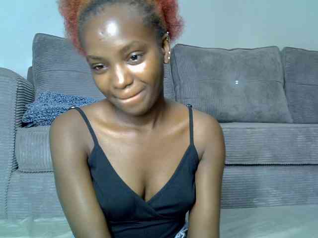 Lynnepretty4 webcam