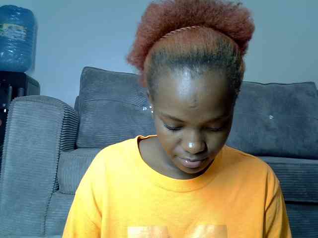 Lynnepretty4 webcam
