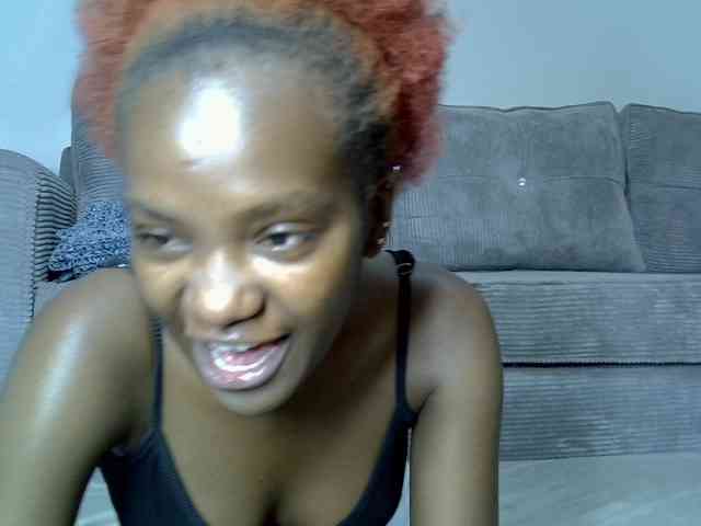 Lynnepretty4 webcam
