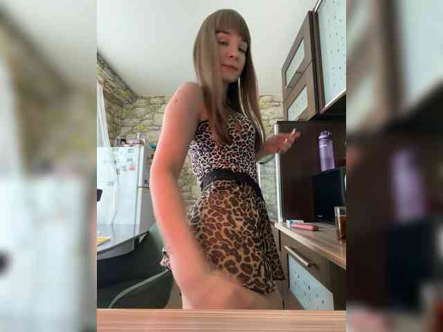 Model: Bonny-Dee