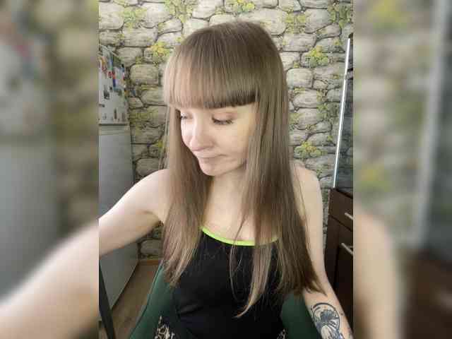 Bonny-Dee Live Webcam on BongaCams