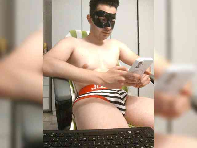 whiteguy77