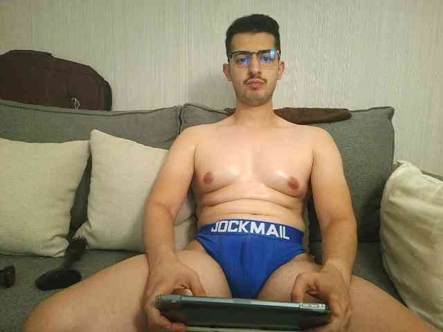 whiteguy77