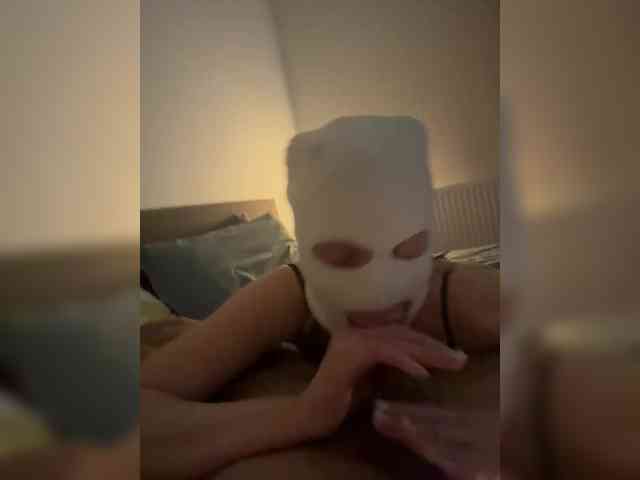 Twixxxxxx's cam show statistics and live stream