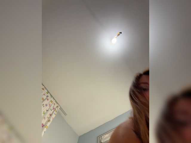 Nika12091996 live cam on BongaCams