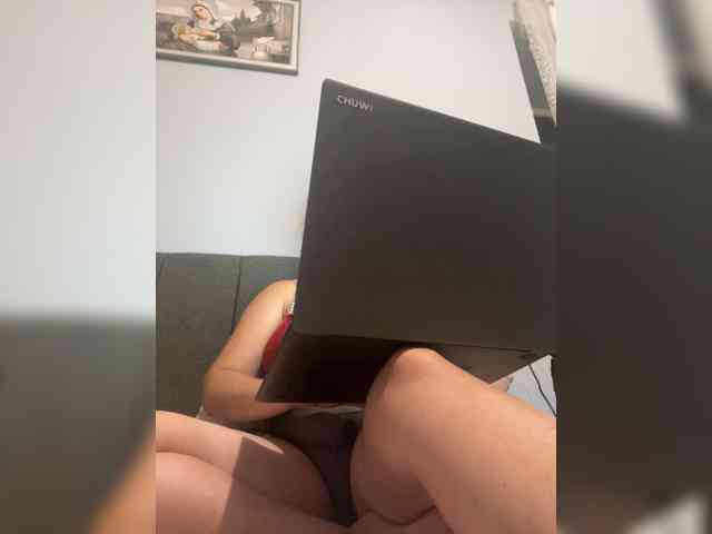 Nika12091996 webcam
