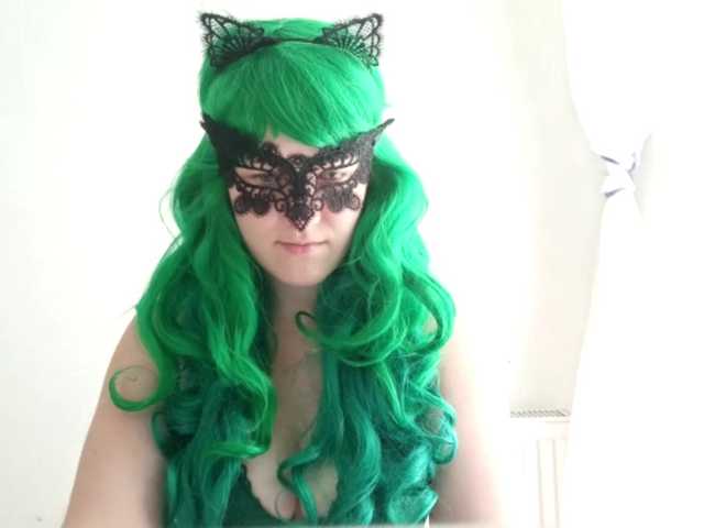 NikkiPleasure live webcam show