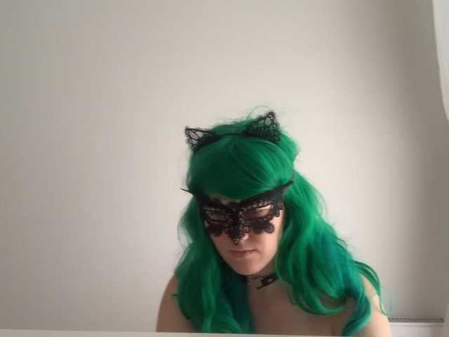 NikkiPleasure live cam on BongaCams