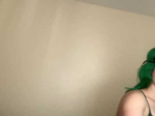 NikkiPleasure live cam on BongaCams
