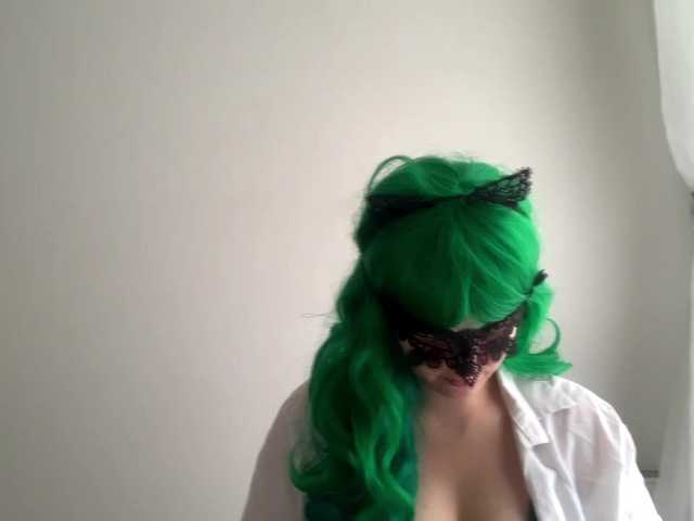 NikkiPleasure live cam on BongaCams