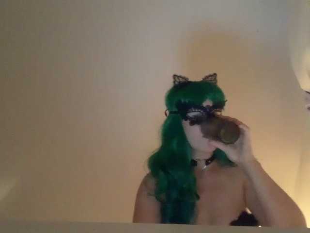 NikkiPleasure