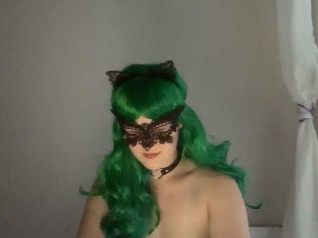 NikkiPleasure live webcam show
