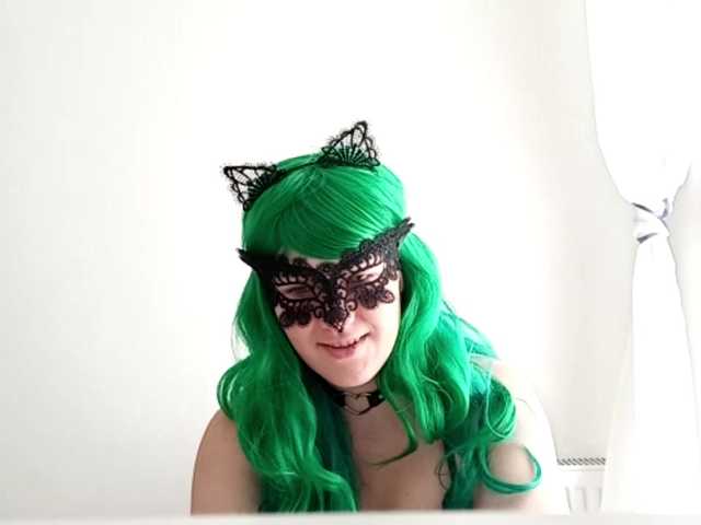 NikkiPleasure live webcam show