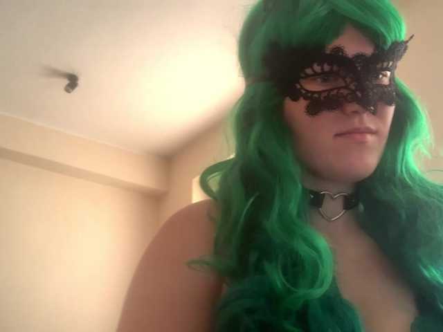 NikkiPleasure