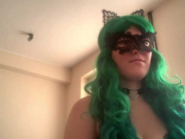 NikkiPleasure