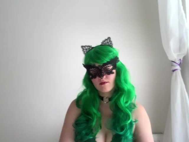 NikkiPleasure live cam on BongaCams