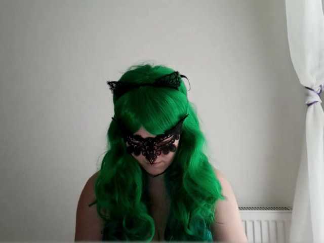 NikkiPleasure