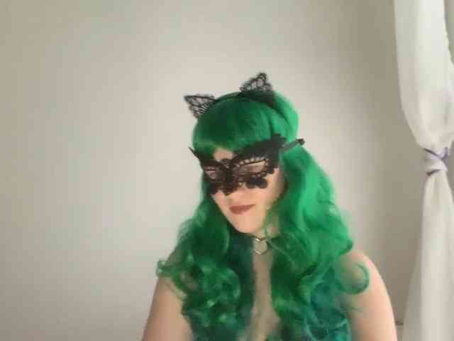 NikkiPleasure