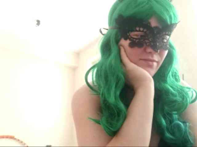 NikkiPleasure webcam