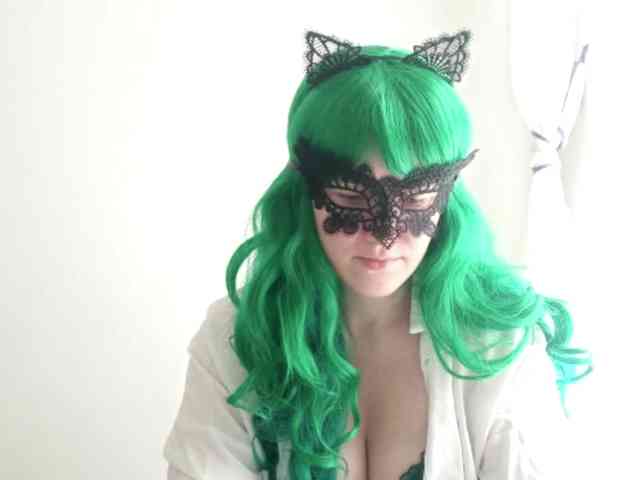 NikkiPleasure webcam