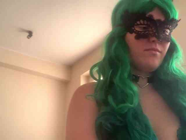 NikkiPleasure