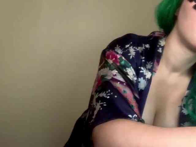 NikkiPleasure