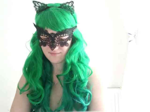NikkiPleasure webcam