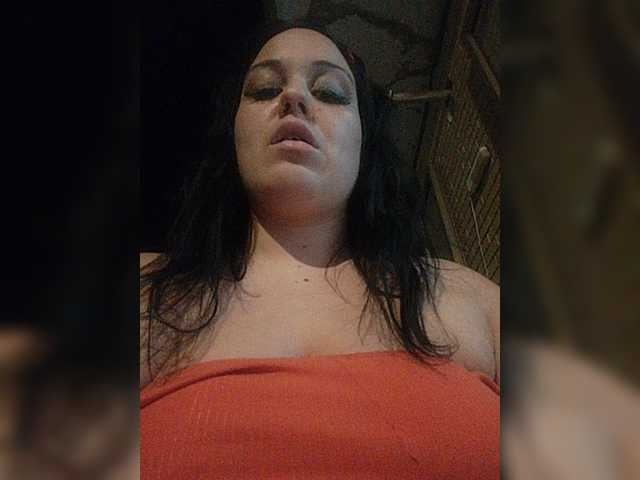 Amara97 live cam on BongaCams