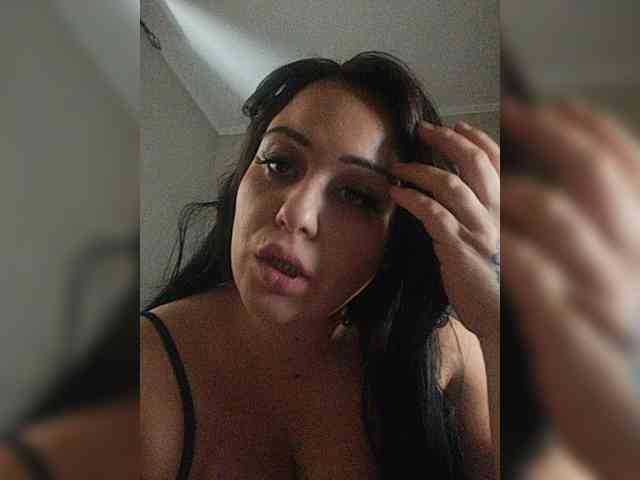 MisssDakota webcam
