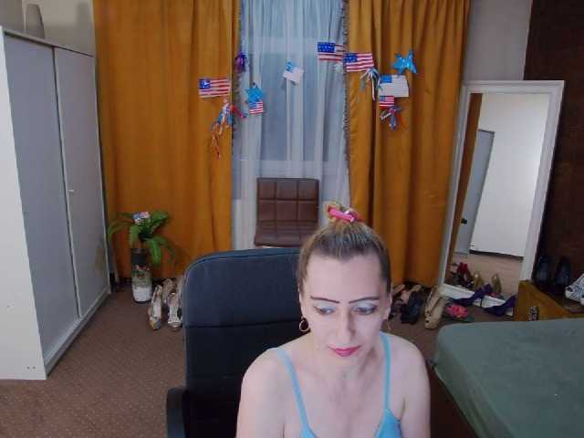 EvelynReagan live webcam show