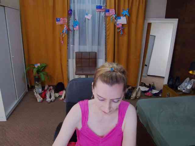 EvelynReagan webcam