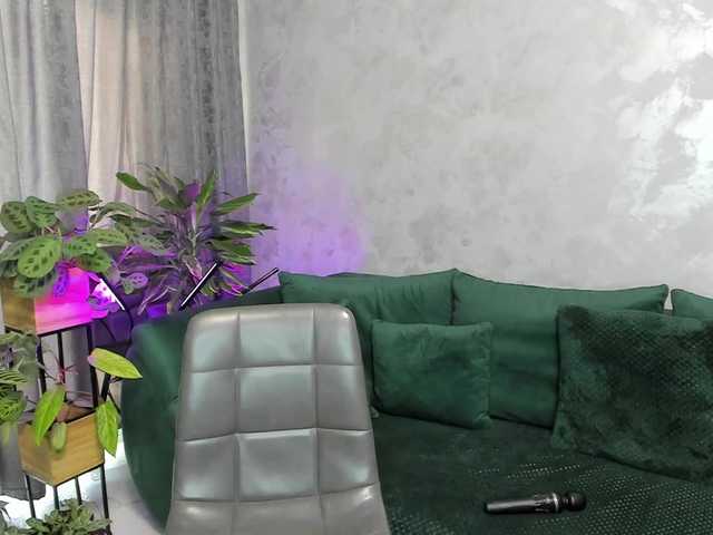MilfAmelia live cam on BongaCams