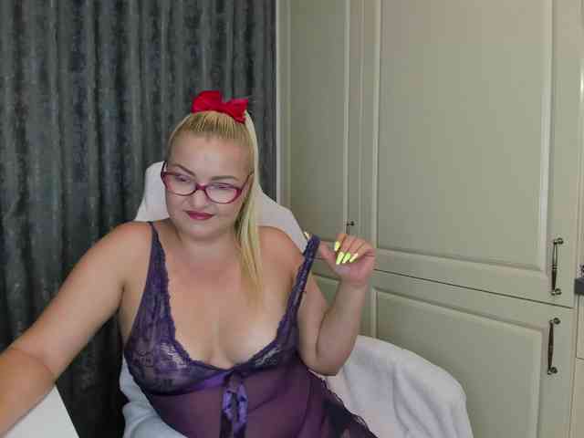 MilfAmelia webcam