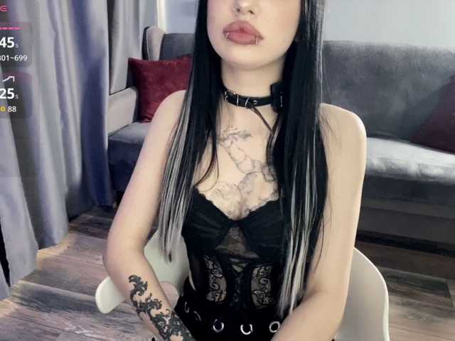 dark-girl, live now on BongaCams