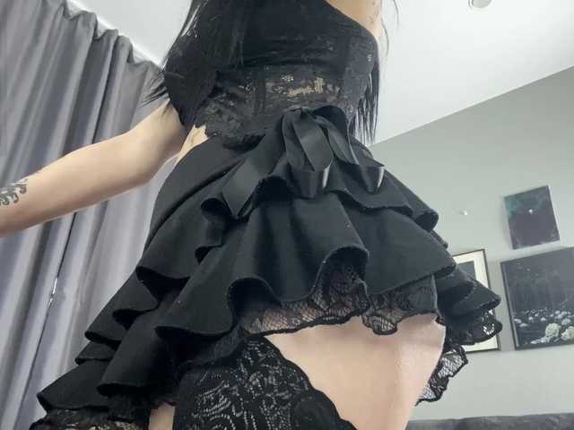 dark-girl live cam on BongaCams