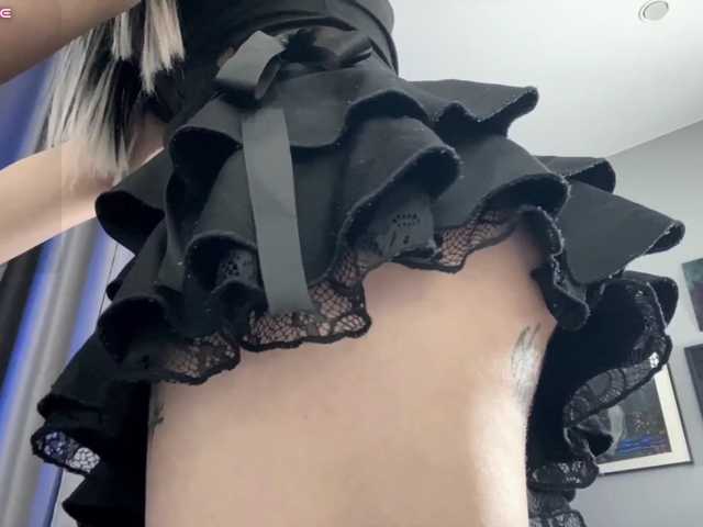dark-girl live cam on BongaCams