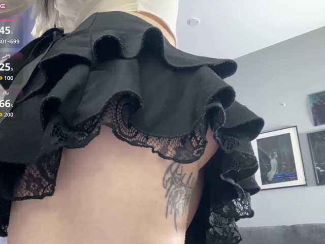 dark-girl live cam on BongaCams
