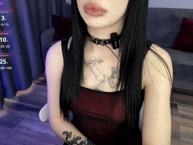 dark-girl live cam on BongaCams