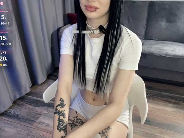 dark-girl live cam on BongaCams
