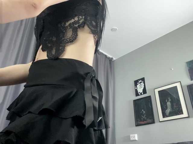 dark-girl live cam on BongaCams