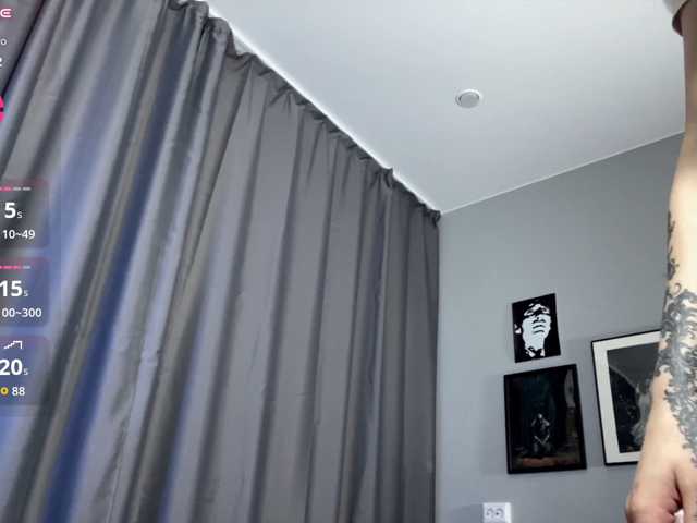 dark-girl live cam on BongaCams