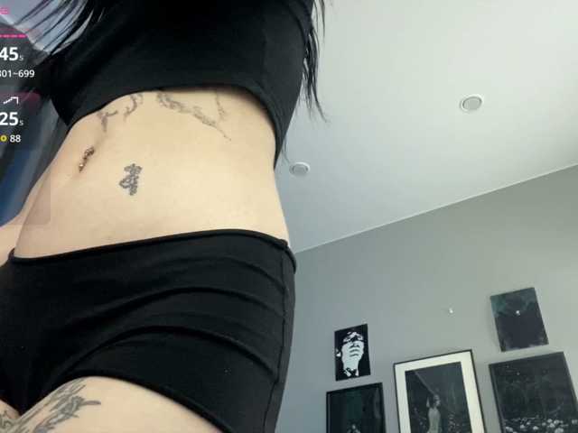 dark-girl live cam on BongaCams