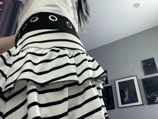dark-girl live cam on BongaCams
