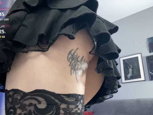 dark-girl live cam on BongaCams