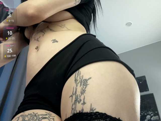 dark-girl live cam on BongaCams