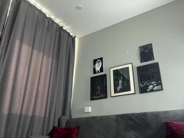 dark-girl live cam on BongaCams