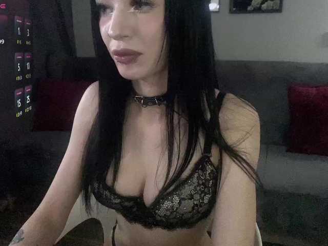 dark-girl live cam on BongaCams